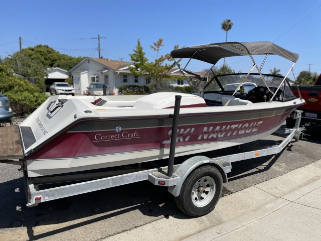 1991 Ski Nautique by Correct Craft