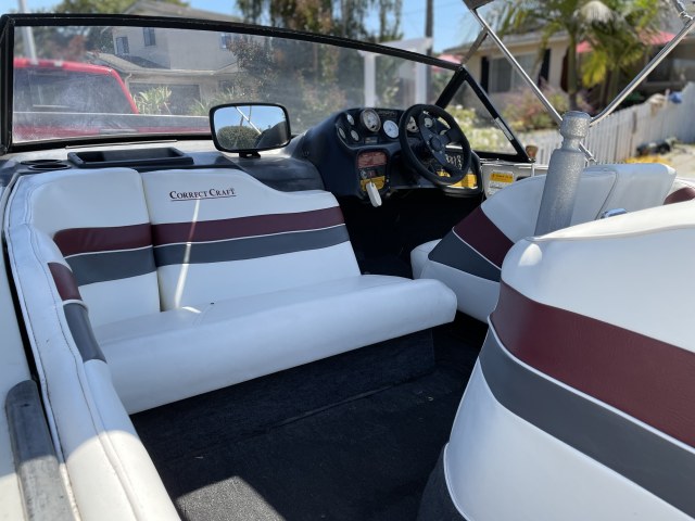 1991 Ski Nautique by Correct Craft