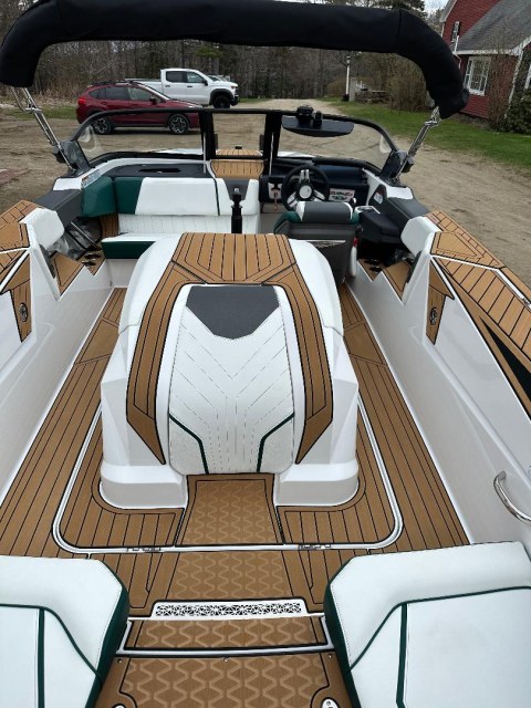 2023 Ski Nautique by Correct Craft