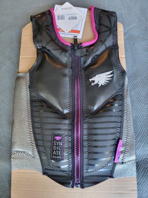 2021 Victoria Comp Vest by Syndicate