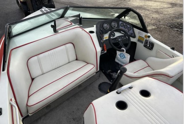1988 351 Windsor by Supra Boats