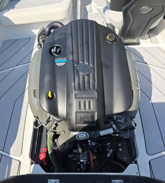 2024 RESPONSE TXI MO Edition by MALIBU
