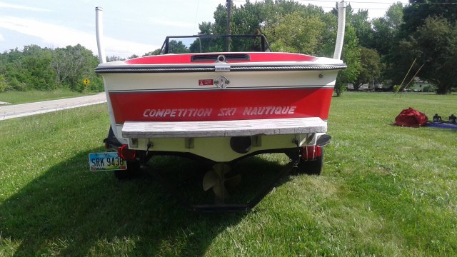 1989 Ski Nautique by Correct Craft