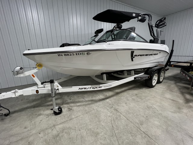 2019 Super Air 210 by Nautique