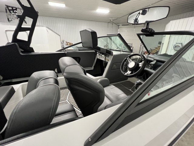 2019 Super Air 210 by Nautique