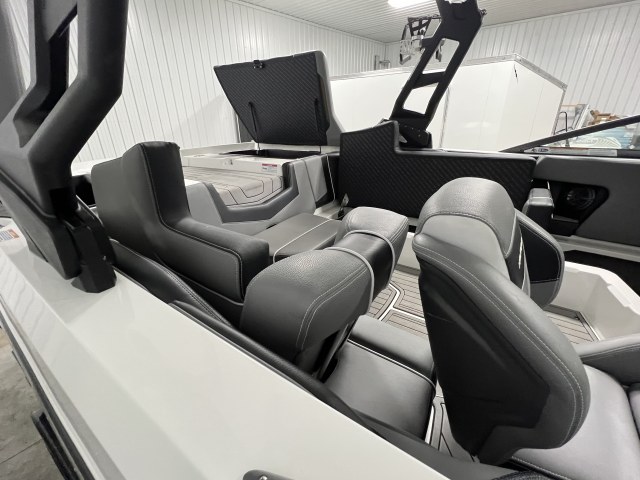 2019 Super Air 210 by Nautique