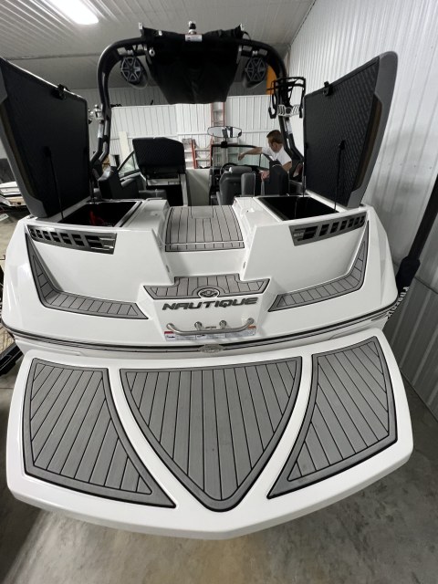 2019 Super Air 210 by Nautique