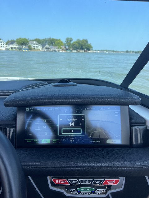 2019 Super Air 210 by Nautique