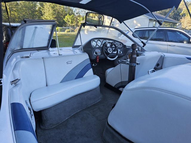 2008 Ski Nautique 196 by Correct Craft