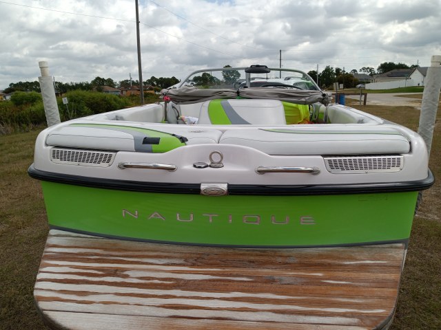 2004 Ski Nautique 196 w/ ZERO OFF by Correct Craft
