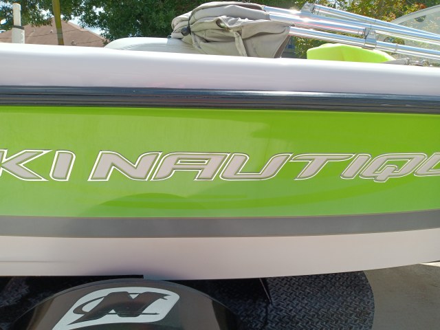 2004 Ski Nautique 196 w/ ZERO OFF by Correct Craft