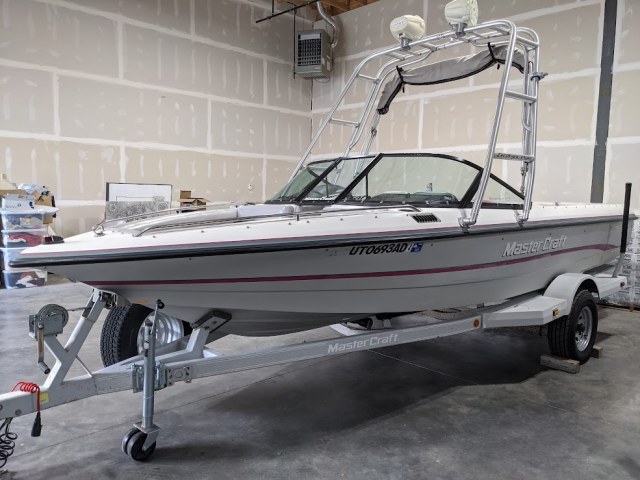 1993 Prosport 205 by Mastercraft