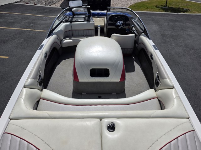 2004 Response LXi by Malibu
