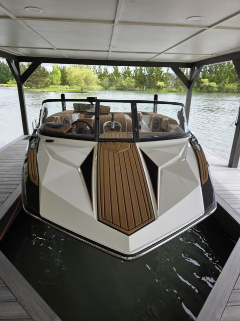 2019 Ski Nautique by Correct Craft