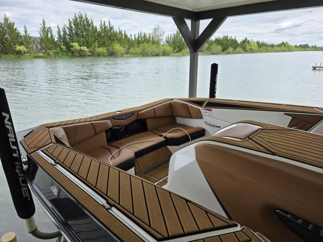 2019 Ski Nautique by Correct Craft