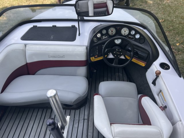 1999 Ski Nautique by Correct Craft