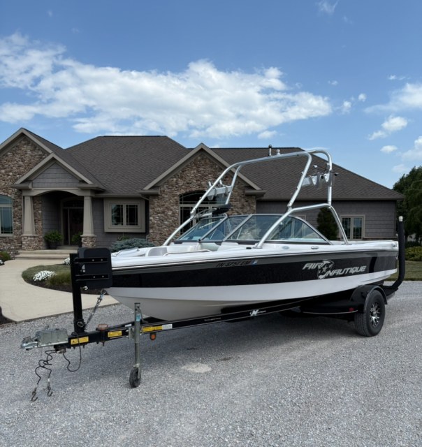 2008 Ski Nautique/Air Nautique by Correct craft