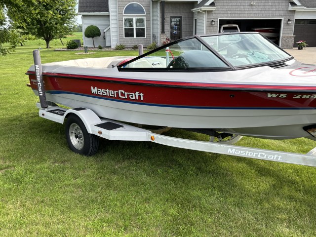 1994 Prostar 190 by Mastercraft