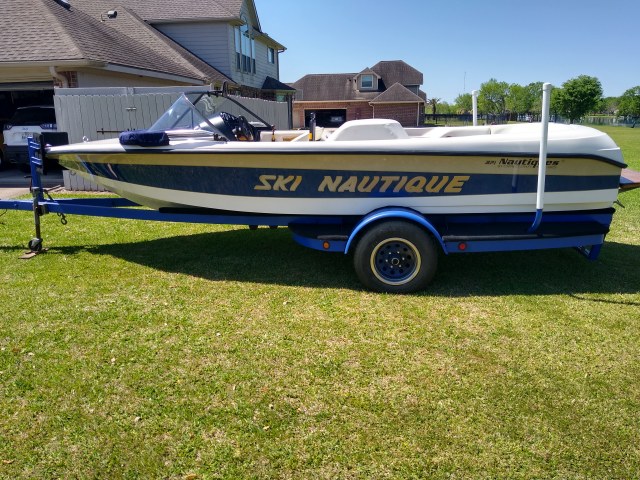 1998 Ski Nautique by Correct Craft