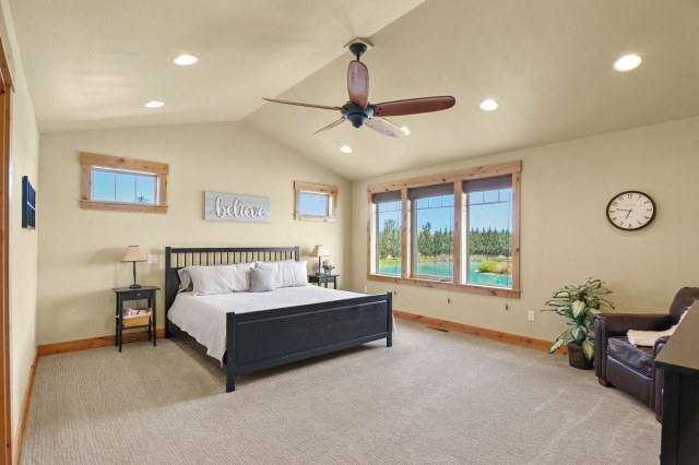 2016 Custom Home by Winlock Waters