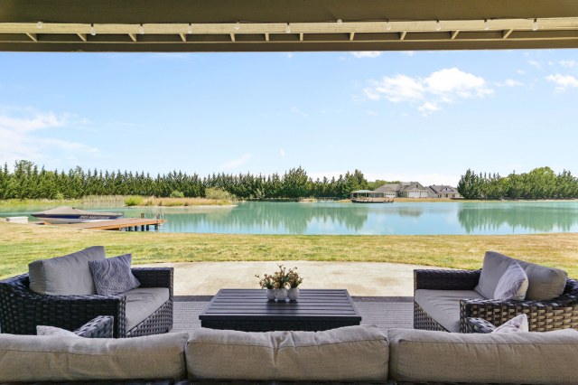 2016 Custom Home by Winlock Waters