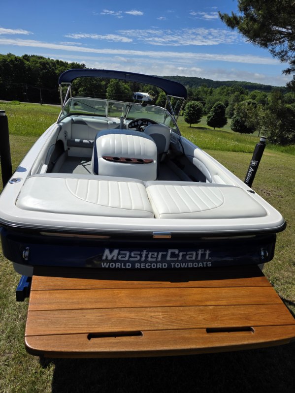 2002 MasterCraft 197 Prostar, photo 2 of 7
