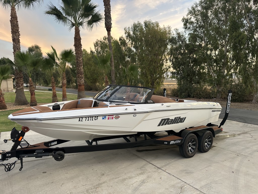 2026 Response TXi Open Edition by Malibu