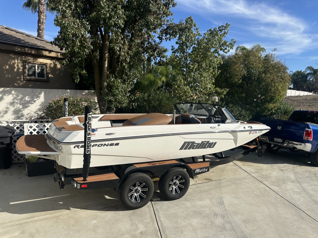 2026 Response TXi Open Edition by Malibu