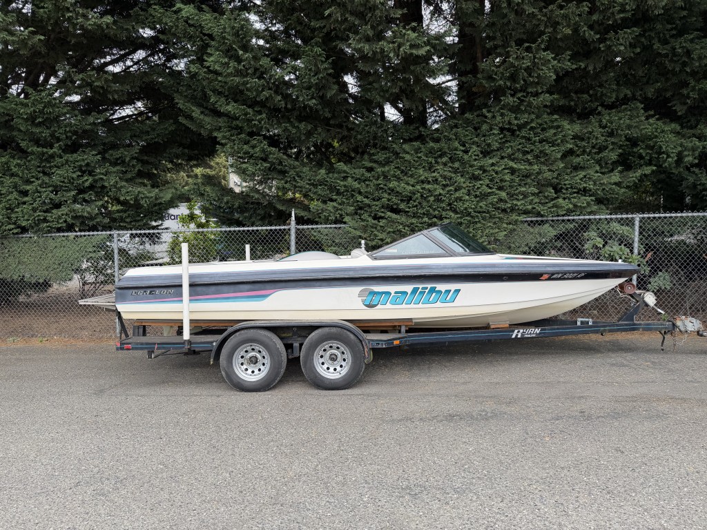 1996 Echelon by Malibu