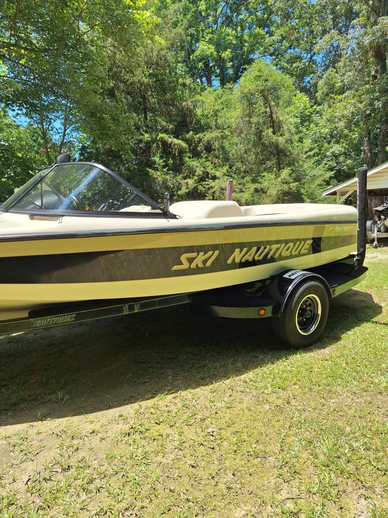 1998 ski nautique by correct craft