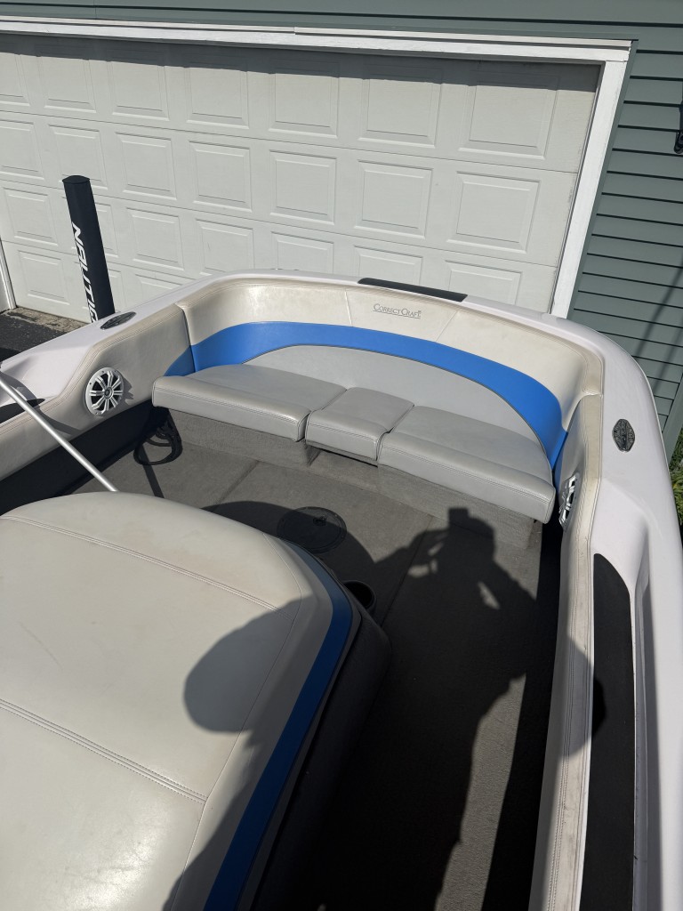 1999 Ski Nautique by Correct Craft