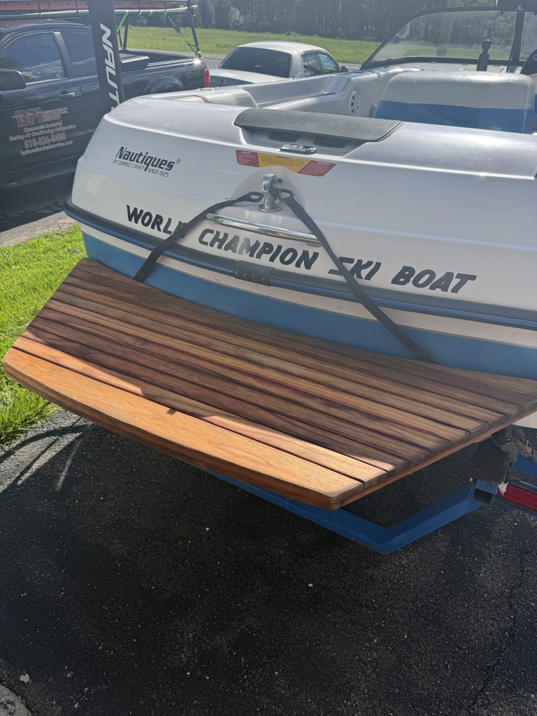 1999 Ski Nautique by Correct Craft