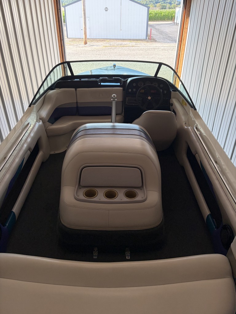 1994 Prostar 190 by Mastercraft