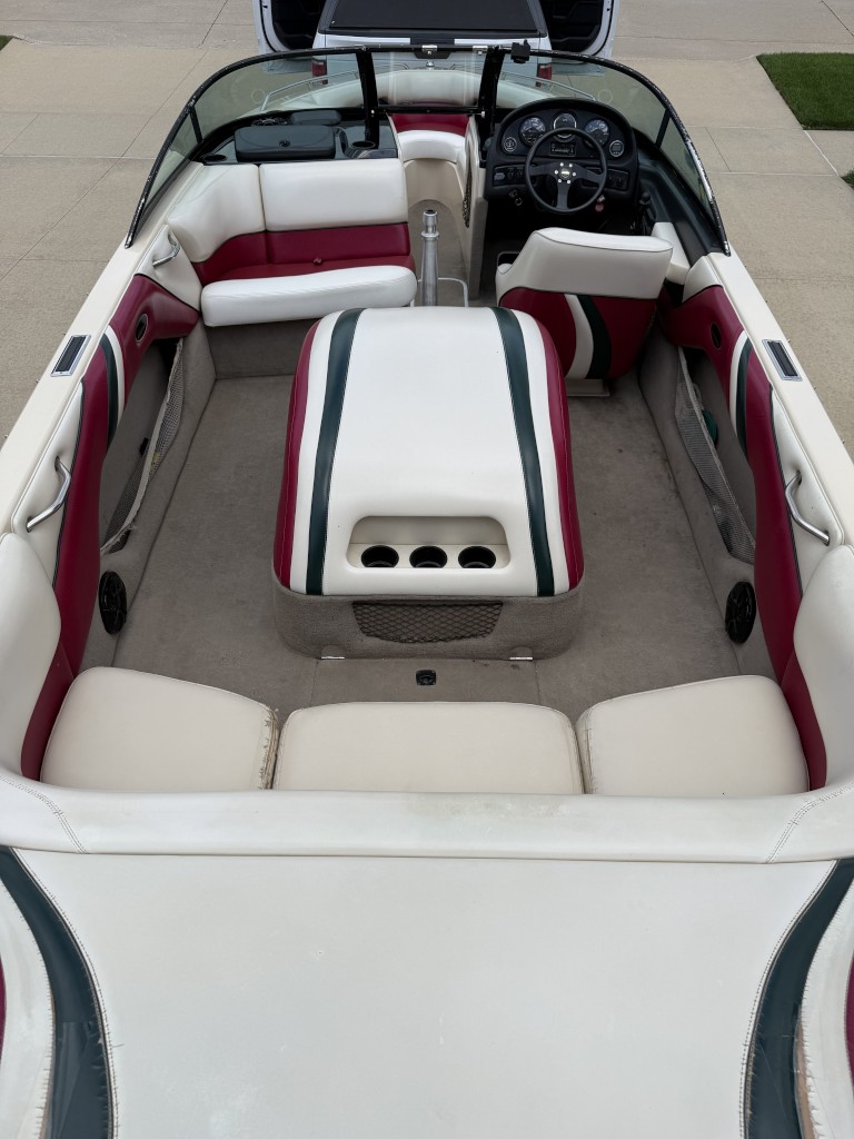 2000 Sunsetter LXi by Malibu