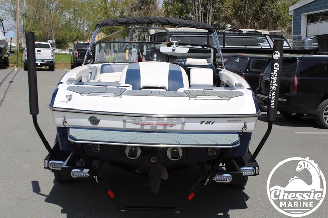 2025 Malibu TXI MO, photo 4 of 9
