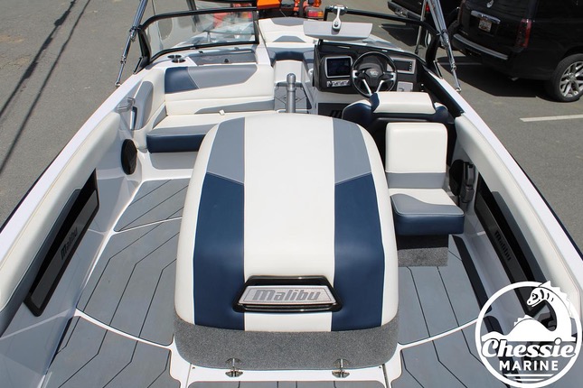 2025 Malibu TXI MO, photo 6 of 9