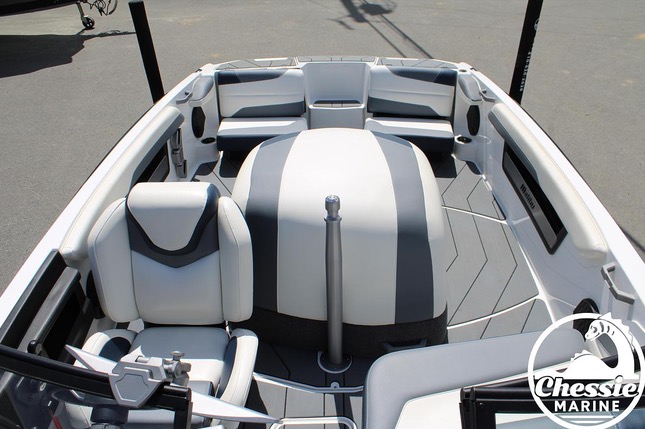 2025 Malibu TXI MO, photo 7 of 9