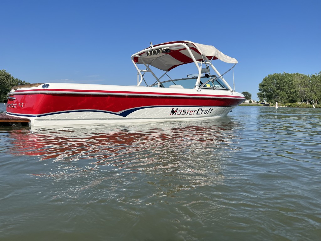 2000 MasterCraft Pro Star 190, photo 3 of 7