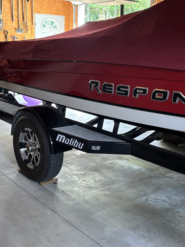2016 Malibu Response LXR, photo 8 of 9