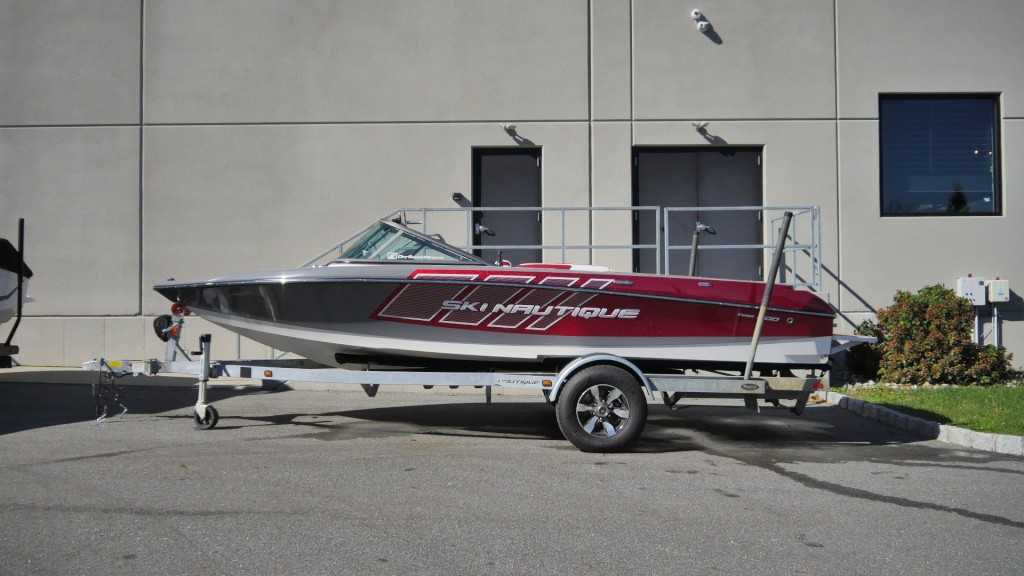 2017 Nautique Ski 200 Closed Bow, photo 5 of 9